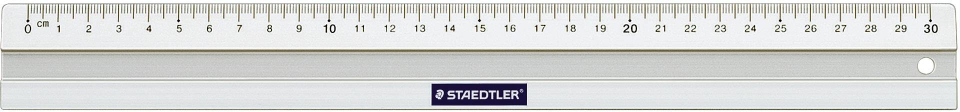 20-centimetrové pravítko so značkami centimetrov a milimetrov, s názvom značky 'STAEDTLER' v strede.
