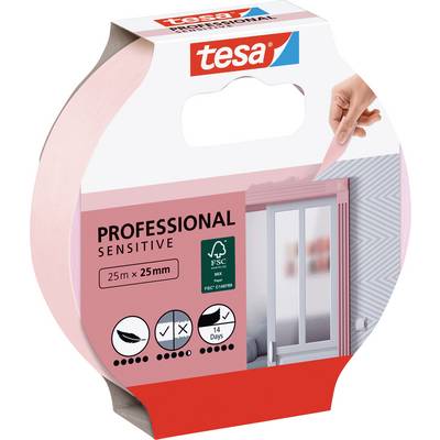 Zvoj roza Tesa Professional Sensitive lepilnega traku, 25 mm x 25 m, v embalaži, ki prikazuje uporabo na podboju vrat. FSC certificirano, odstranljivo brez sledi v 14 dneh.