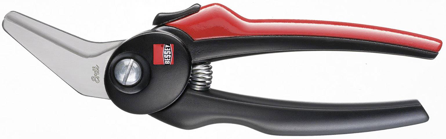 Rdeče-črne vrtne škarje z ergonomskim ročajem in ostrim rezilom, primerne za natančno striženje rastlin.