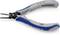 Klešče Knipex z modrimi in sivimi ročaji. Ročno orodje, izjemno robustno in natančno, idealno za profesionalne uporabe.