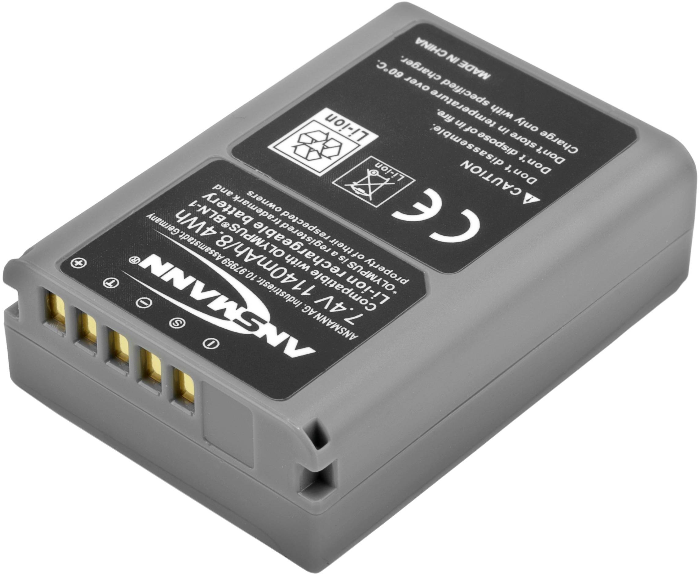 Litij-ionska baterija z oznako CE. Oznake prikazujejo simbole za recikliranje in varnost. Napetost: 7,4 V, kapaciteta: 1800 mAh.