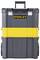 Velik mobilni kovček za orodje iz vzdržljivega, temno sivega plastičnega materiala z rumenim osrednjim delom, z vidno blagovno znamko 'STANLEY' na sprednji strani.