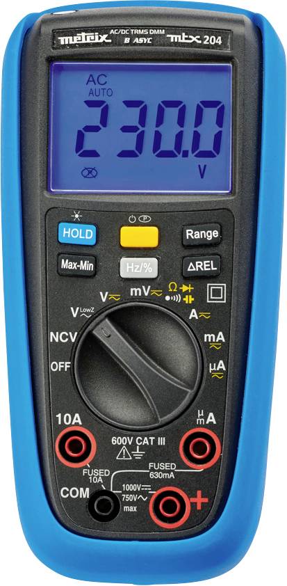 Digitalni multimeter prikazuje 230,0 voltov v AC-načinu. Vrtljivi gumb in tipke za različne merilne funkcije so vidne.