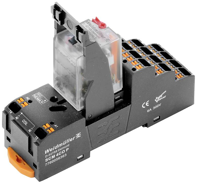 Črni električni relejev modul podjetja Weidmüller z oranžnimi priključnimi sponkami, primeren za 6A in 300V.