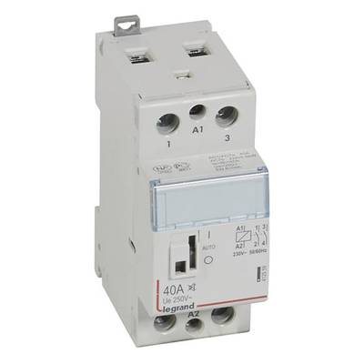 Avtomatski stikalni odklopnik 40A Legrand z napetostjo 250V in frekvenco 50/60 Hz. Vertikalna zasnova, bele barve s stikali in priključki.
