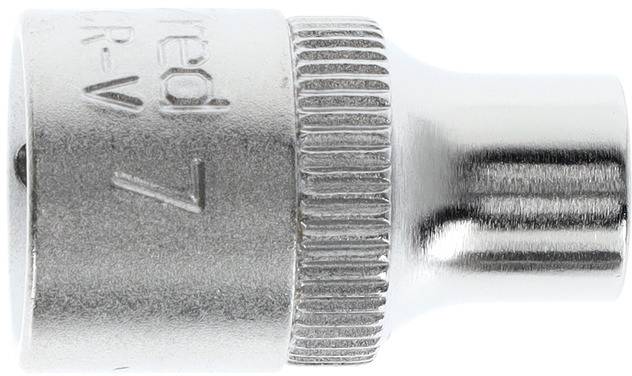 Kovinski, cilindričen adapter z rebrasto rob in vtisnjenim napisom na strani.