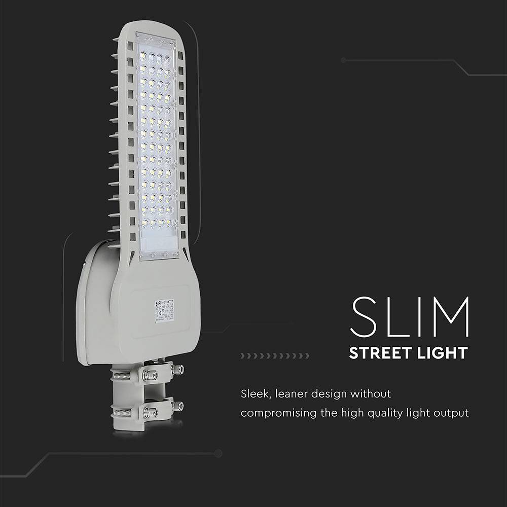Vitek LED cestni svetlobni element z modernim dizajnom in visoko svetlobno zmogljivostjo, poleg besedila 'SLIM STREET LIGHT'.