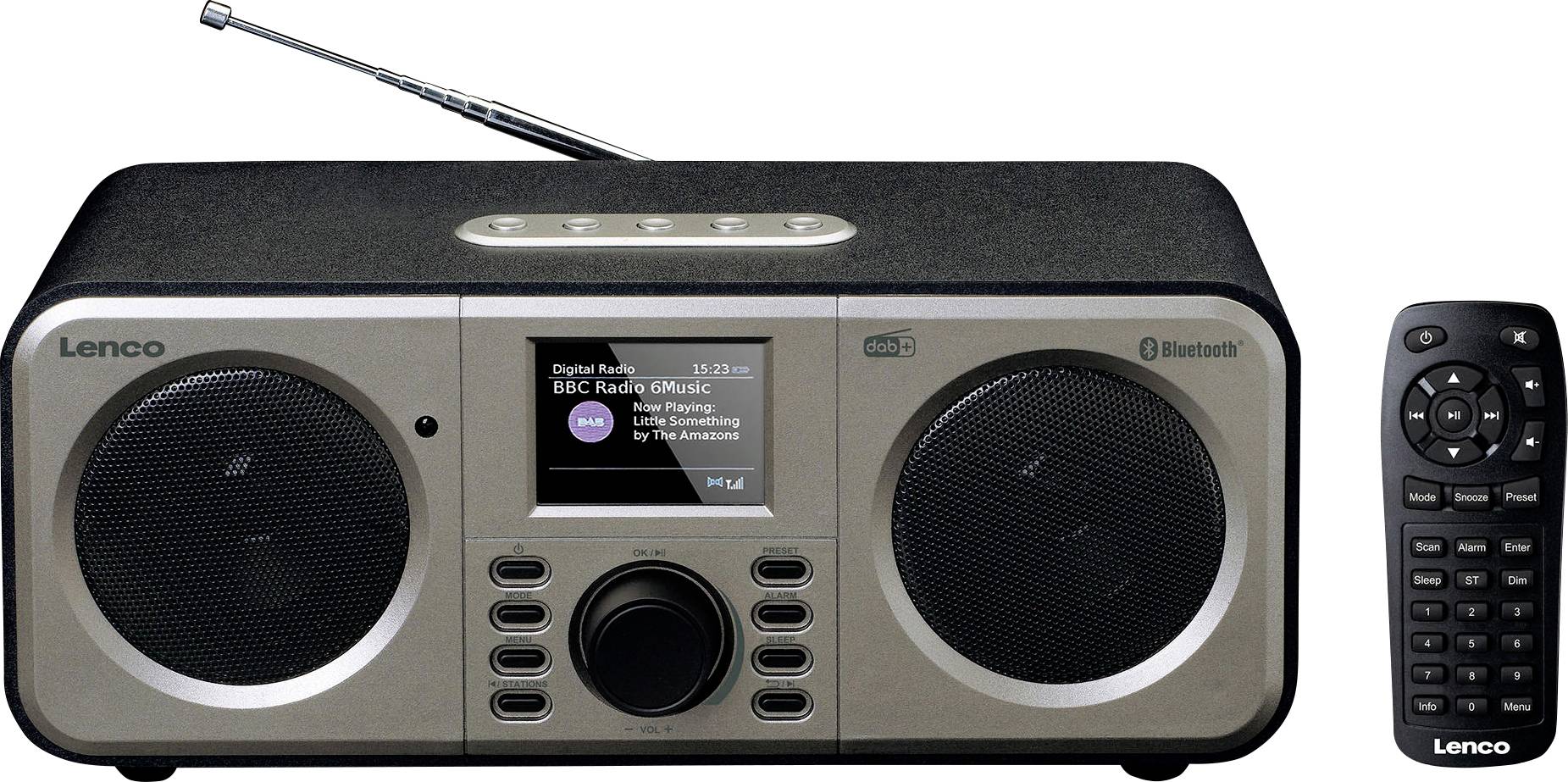 Lenco radio z dvema zvočnikoma, zaslon prikazuje 'BBC Radio Music', daljinski upravljalnik ob desni strani.