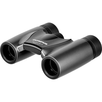 Črni daljnogled modela 'Olympus 8x21 DPC I' leži nasproti bele podlage.