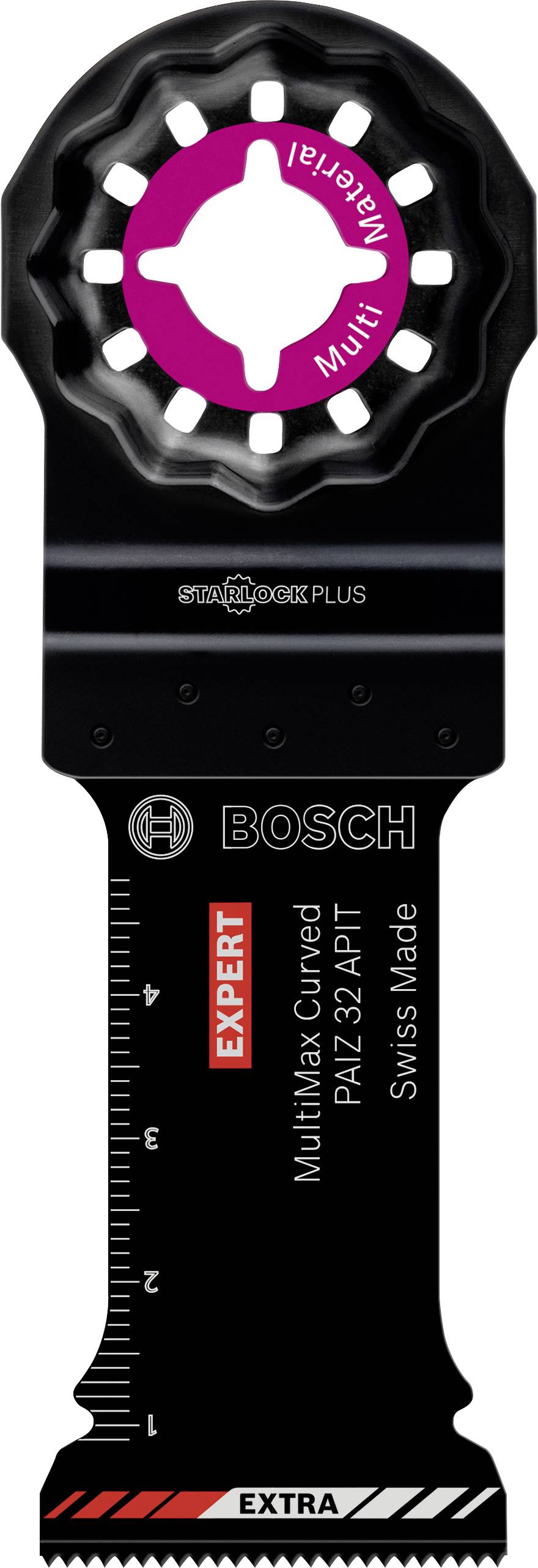 Večnamensko rezilo Bosch, primerno za obdelavo lesa, z stransko merilno lestvico. Besedilo 'EXPERT Multimax Curved PAIZ 32 APT Swiss Made'.