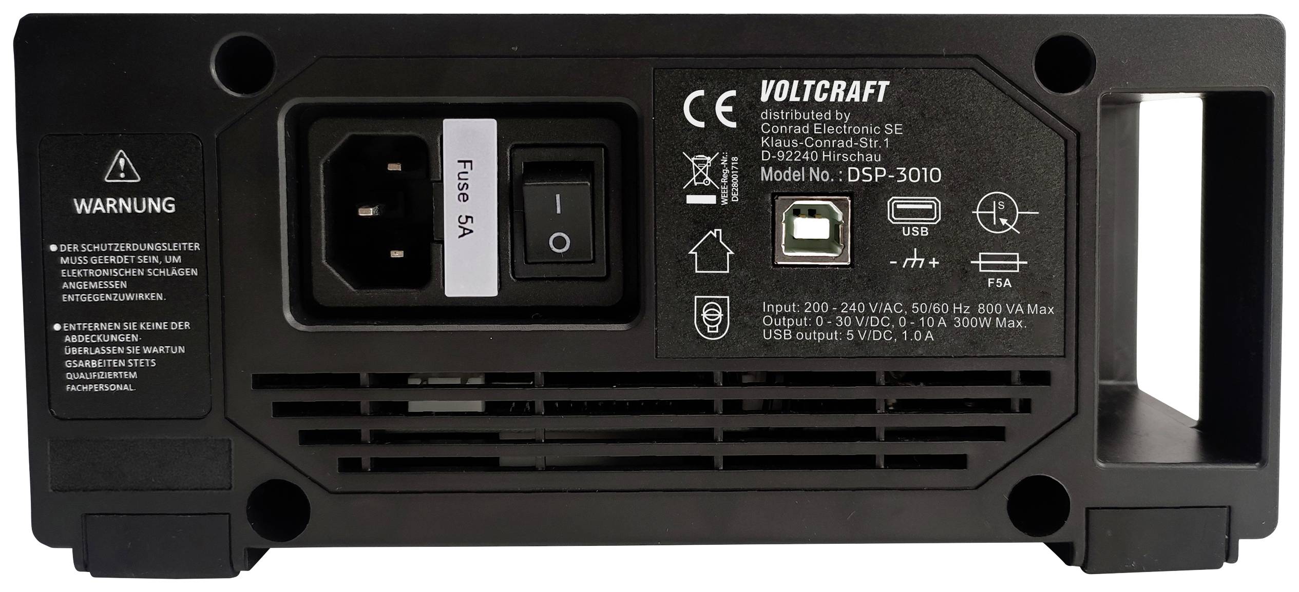 Zadnja stran naprave z priključkom za napajalnik, varovalko, mrežnim stikalom, vmesnikoma USB in LAN. Model: Voltcraft DSP-3010.