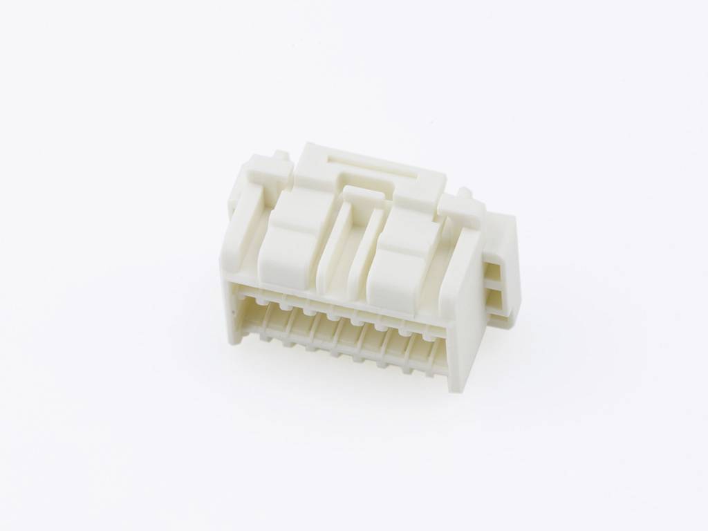Molex vgradna standardna letev z ženskimi kontrakti Skupno število polov 18 Osnovna mreža: 1.5 mm 5031491800 1 kos
