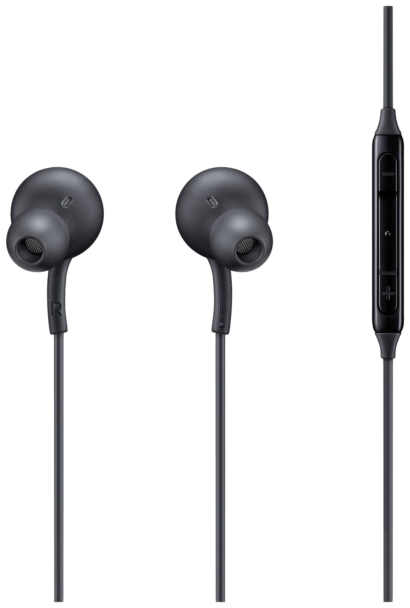 Črne žične slušalke in-ear z vgrajenim krmilnim modulom.