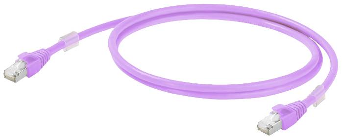 Vijolično eternet kabel z dvema RJ-45 priključkoma, primeren za omrežne povezave in internetni dostop.