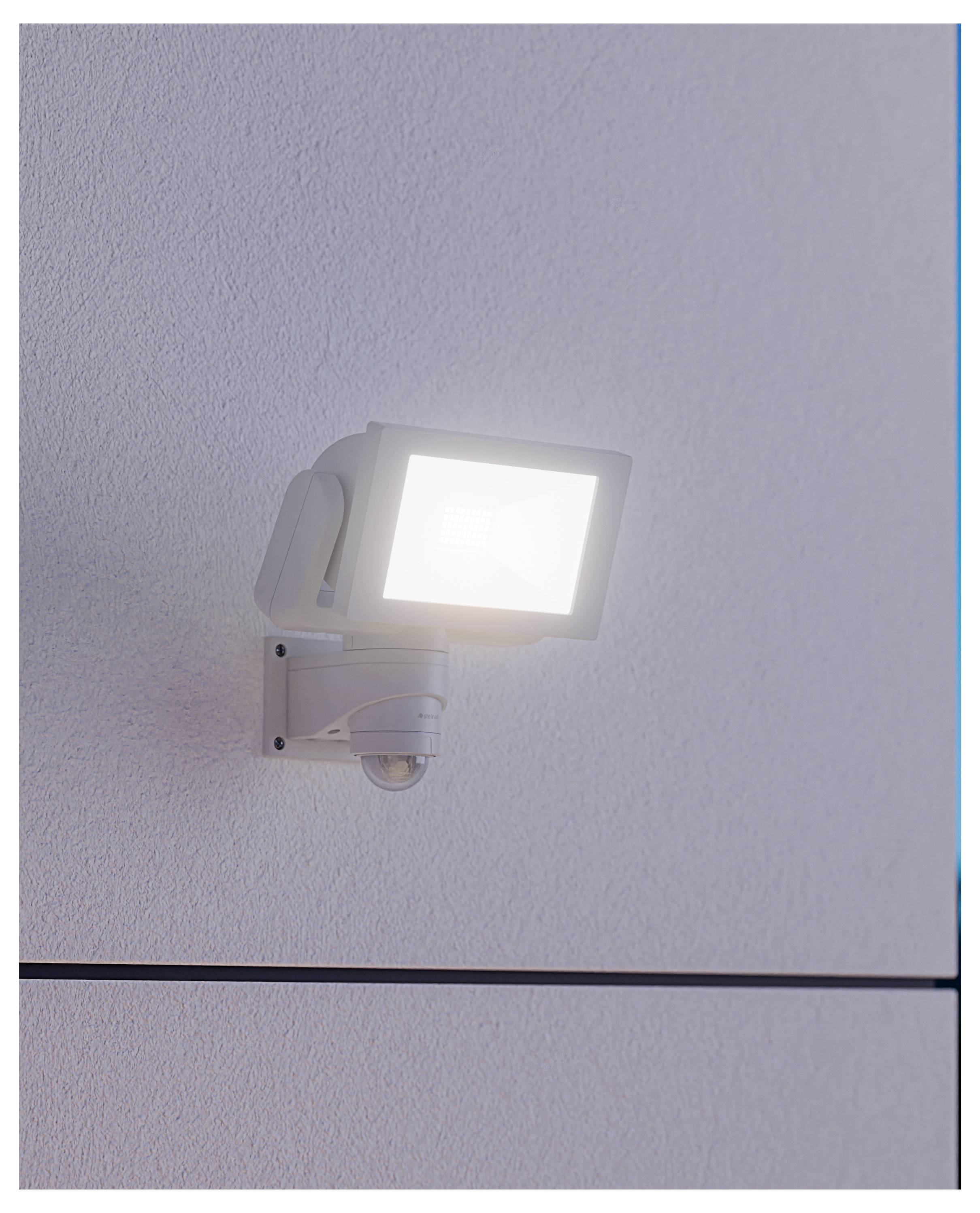 Steinel LS 300 S WS 067588 LED zunanji reflektor z detektorjem gibanja EEK: F (A - G) 29.5 W Barva svetlobe (svetilke): -1