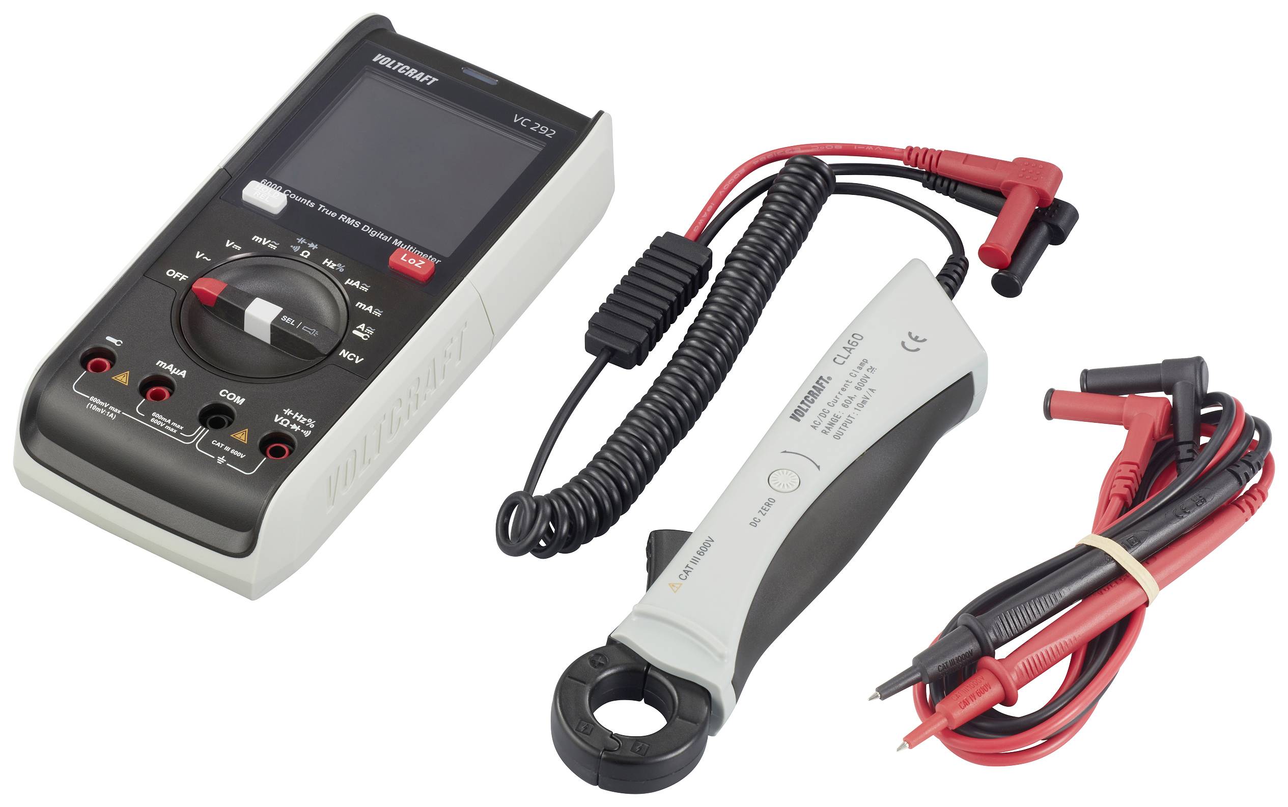 Digitalni multimeter z različnimi kabli in sponkami za merjenje električnih veličin, kot sta napetost in tok.