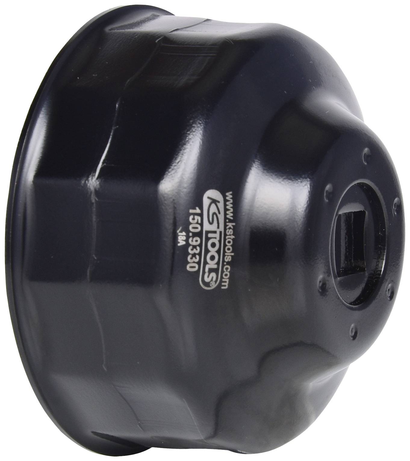 'Črni ključ za oljni filter znamke KS Tools, modelna številka 150.9330, z narebrenim robom za boljši oprijem pri odstranjevanju oljnih filtrov.'