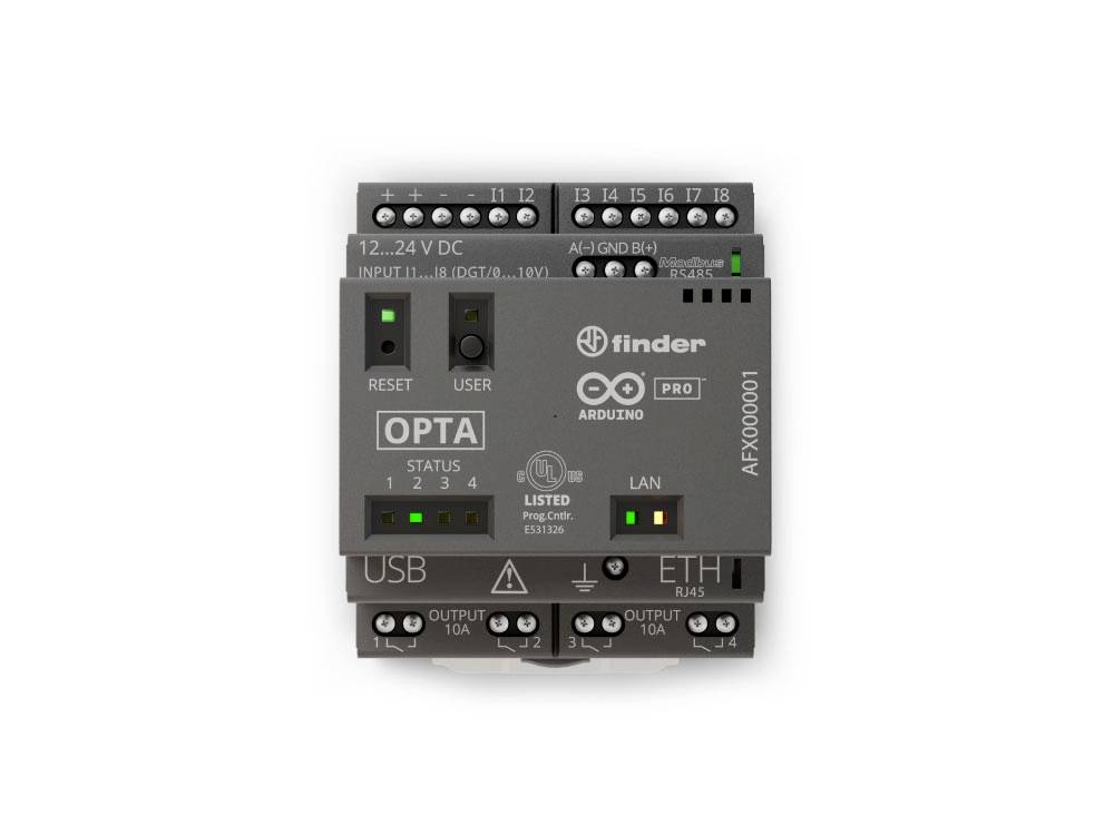 Sivo elektronsko ploščo z napisom 'OPTA' in 'Arduino Pro' ter priključki za USB, ETH in več vhodov/izhodov.