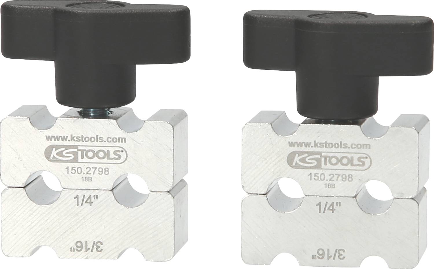 Dva srebrna objemka za cevi s črnim ročajem. Napis: 'KS TOOLS', mere '1/4"' in '3/16"'. Namenjena pritrjevanju cevi.