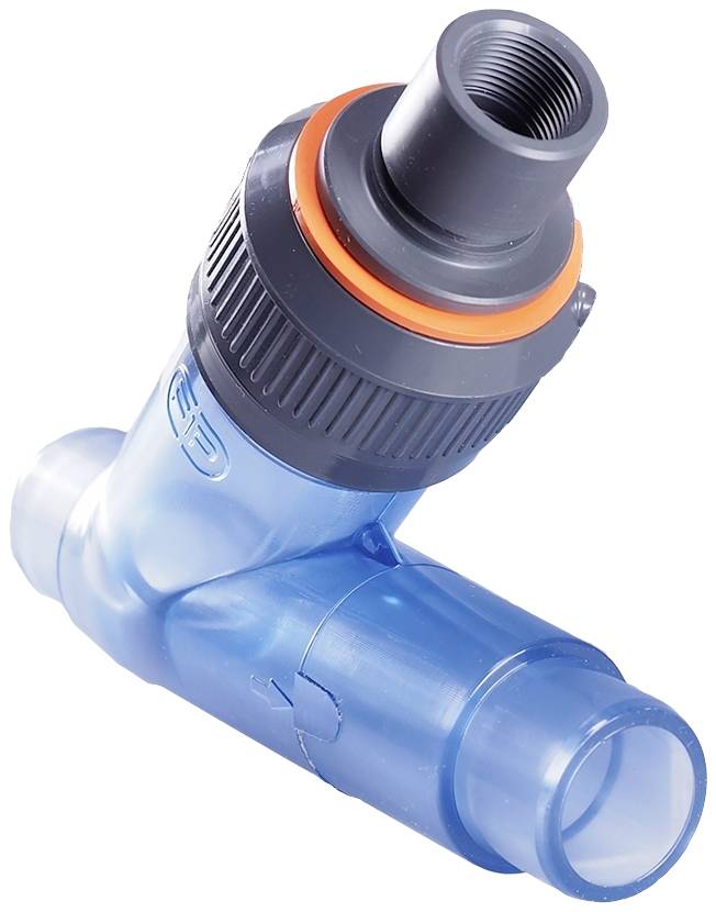 Moder plastični filter s črnim in oranžnim vrtljivim zapiralom, namenjen filtraciji vode v cevnih sistemih.