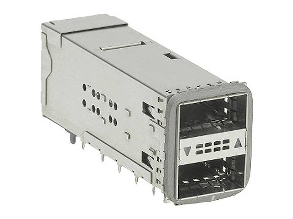 Kovinski priključni konektor pravokotne oblike z več priključnimi igli, pogosto uporabljen v elektronskih napravah.