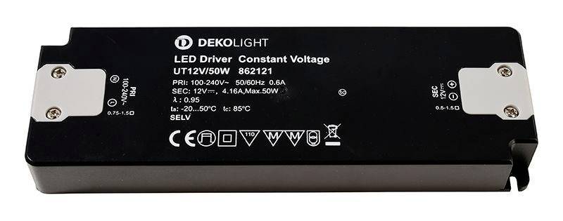 Črni LED napajalnik podjetja Dekolight, model UT12V/50W, primeren za vhodno napetost 100-240V in izhodno napetost 12V, maksimalna moč 50W.