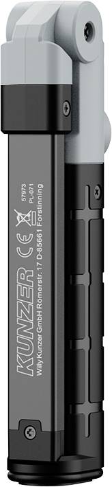 Prenosljiv zložljiv merilnik tlaka v pnevmatikah znamke Kunzer z oznako CE in serijsko številko 7PM03, pretežno sive in črne barve.