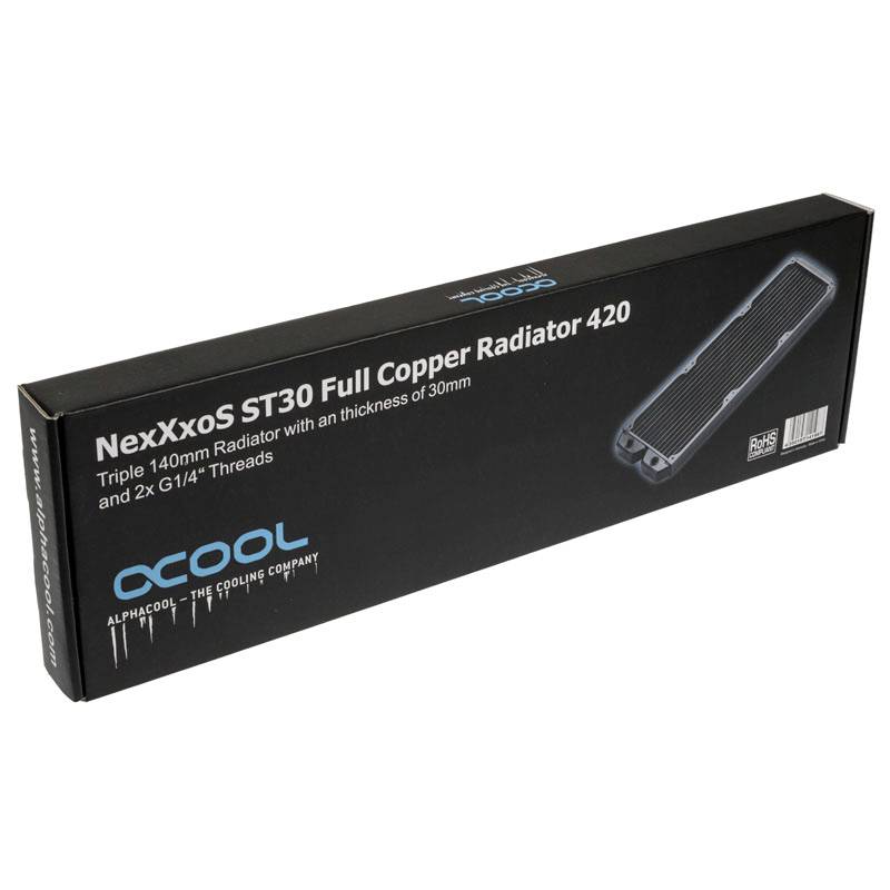 'Pravokoten črn karton z napisom: NexXxos ST30 Full Copper Radiator 420, trojni 140mm radiator, 30mm debel.'