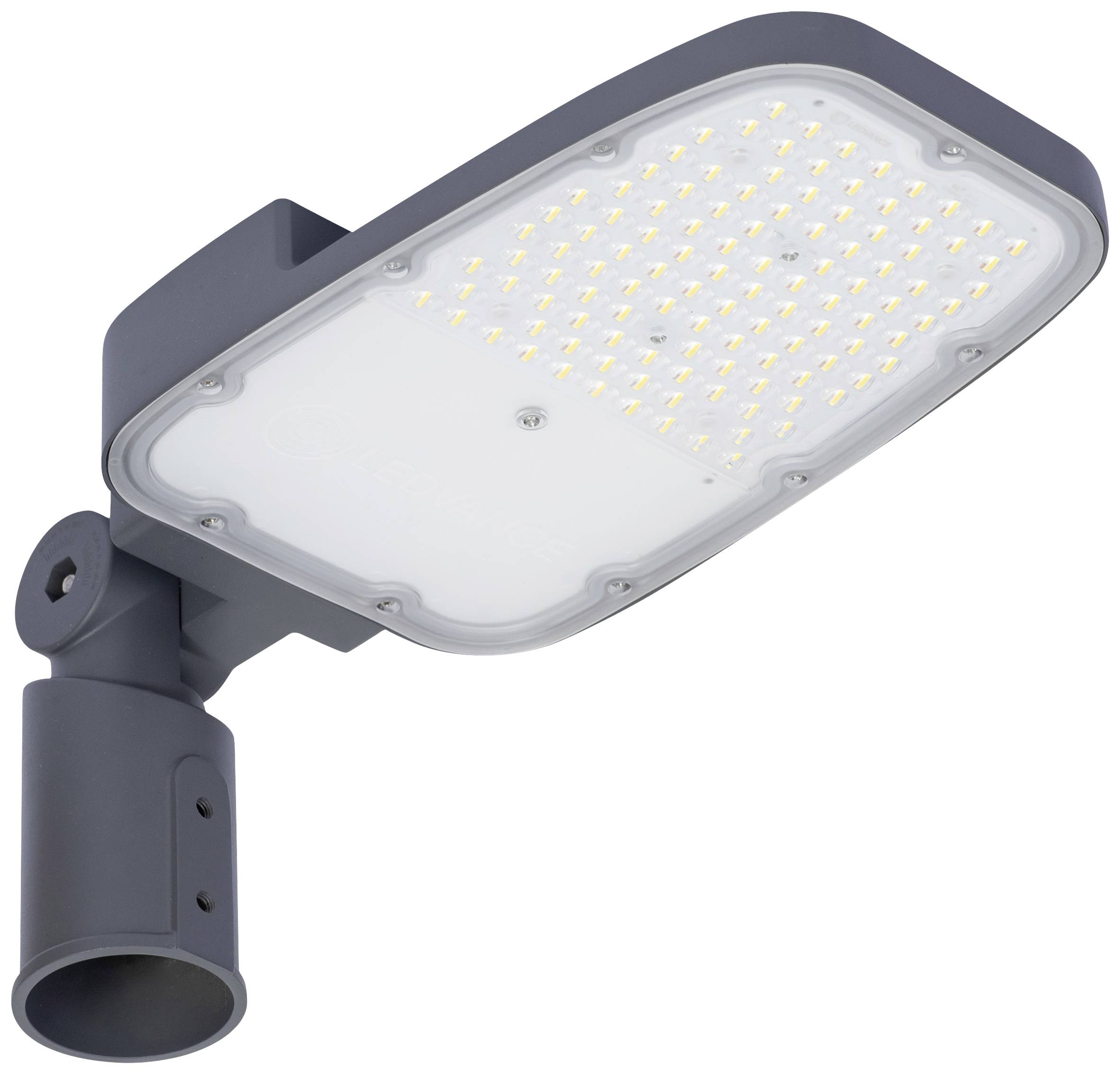 LED-cestna svetilka z ukrivljenim sodobnim dizajnom, pritrjena na beli plošči z many majhnimi lučmi.