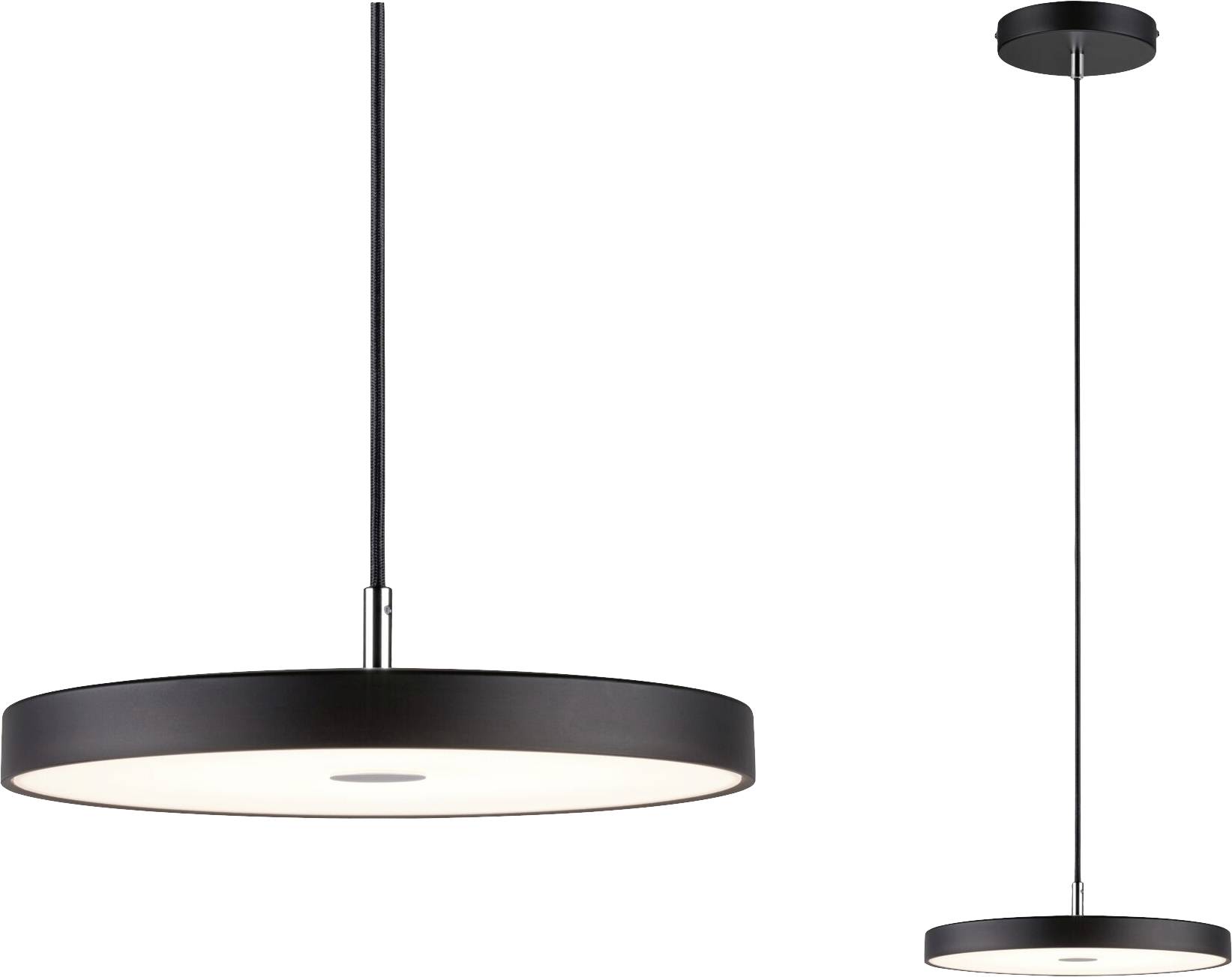 Dve moderni, črni, okrogli viseči svetilki z minimalističnim dizajnom na beli podlagi. Ena v bližnjem pogledu, druga od daleč.