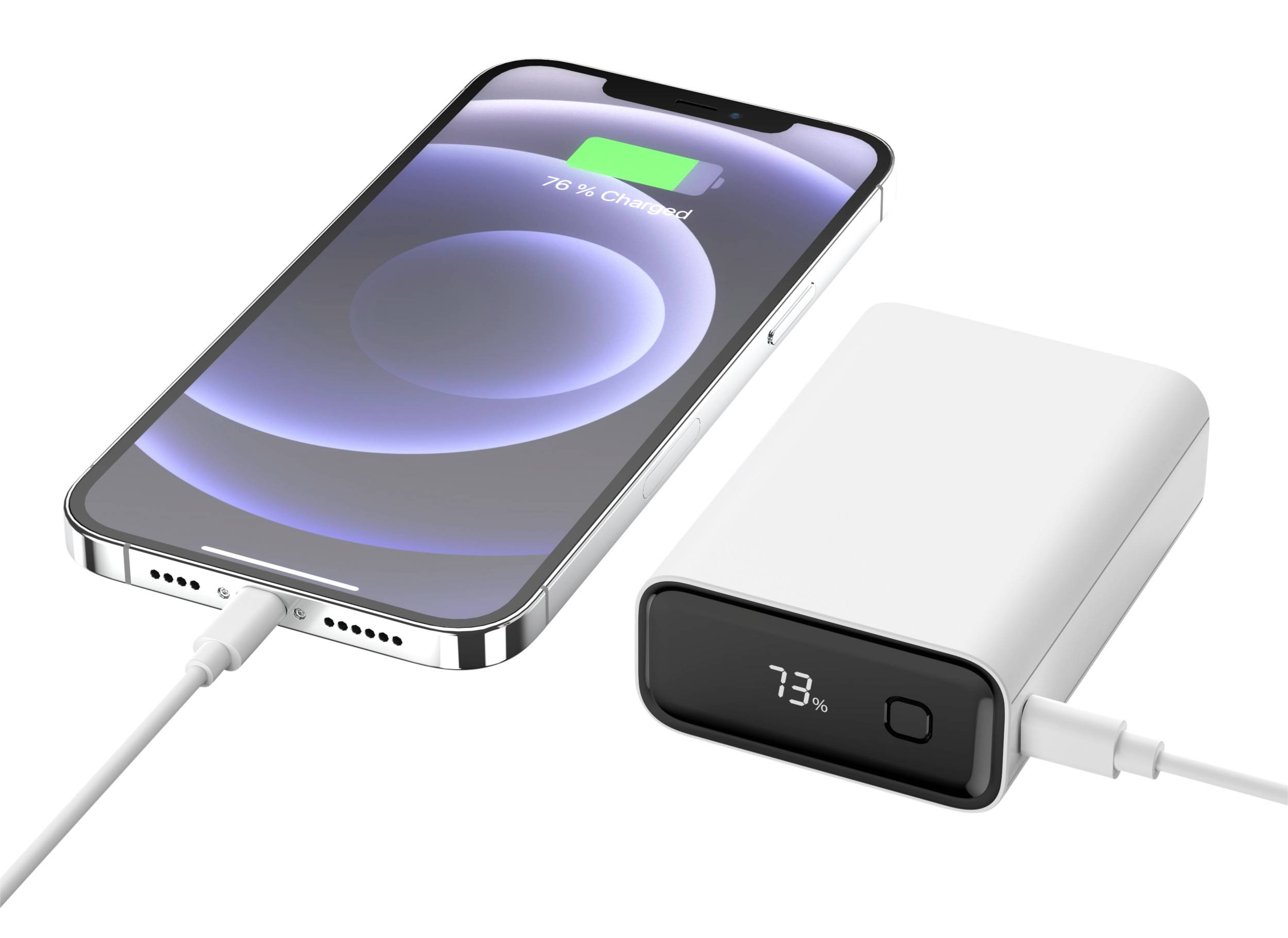 Pametni telefon je priklopljen na prenosno baterijo prek kabla. Zaslon prikazuje stanje polnjenja 76 %. Prenosna baterija kaže preostalo energijo 73 %.