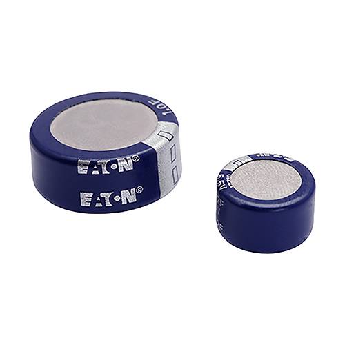 Dva modra, valjasta kondenzatorja znamke 'EATON' različnih velikosti, postavljena drug ob drugem na beli podlagi.