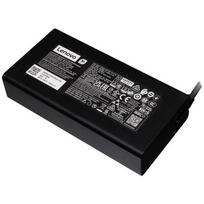 Črni Lenovo omrežni adapter z številnimi varnostnimi simboli in tehničnimi specifikacijami, vidnimi na zgornji strani.