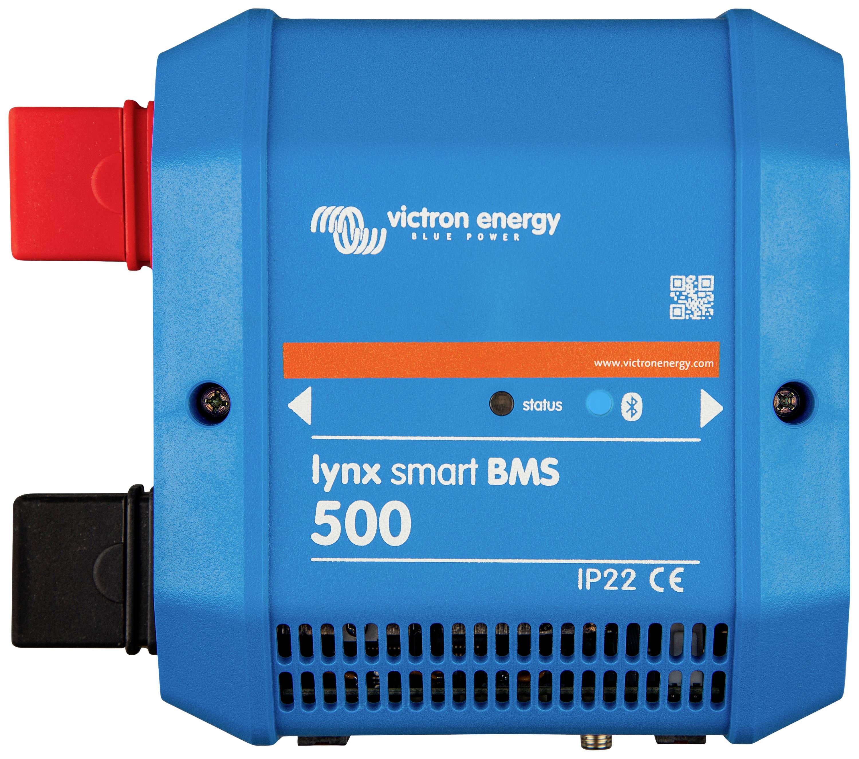 Modra baterijska zaščita z napisom 'lynx smart BMS 500' podjetja Victron Energy. Prikazuje simbol Bluetooth in statusni indikator.