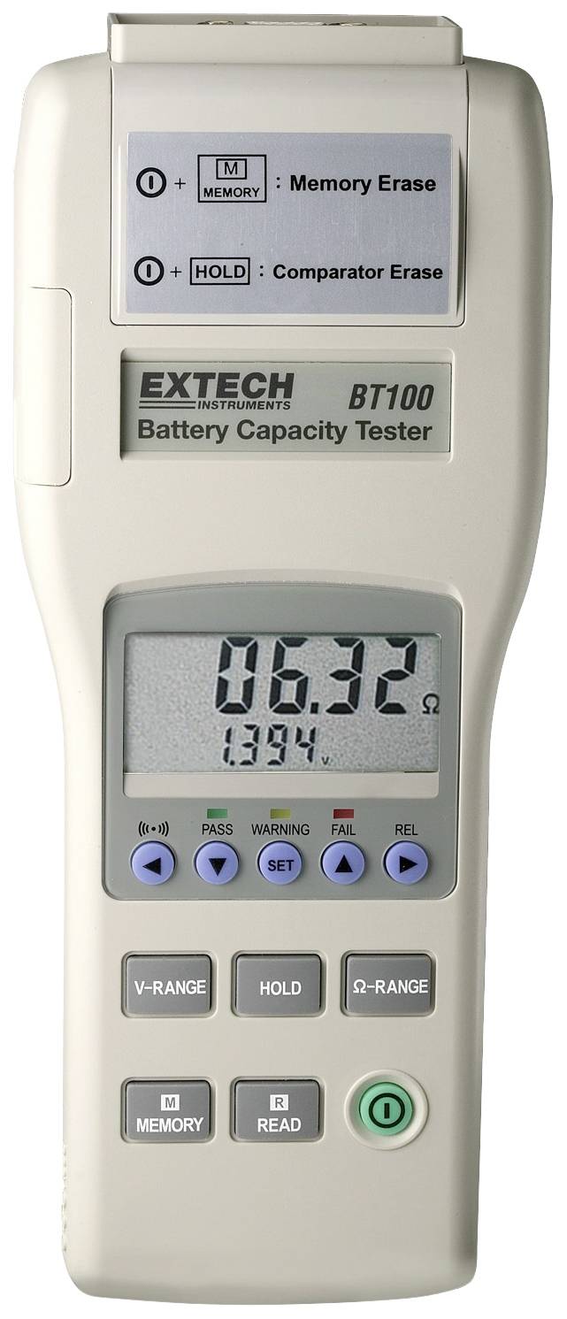 Extech BT100 tester baterijske zmogljivosti z zaslonom, ki prikazuje upornost 0,632 Ohm. Upravljalne tipke za različne funkcije.