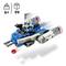 LEGO vesoljski lovec z mini figuro vesoljskega bojevnika, prikazana hitrost gibanja. Za otroke od 6 let, 99 delov.