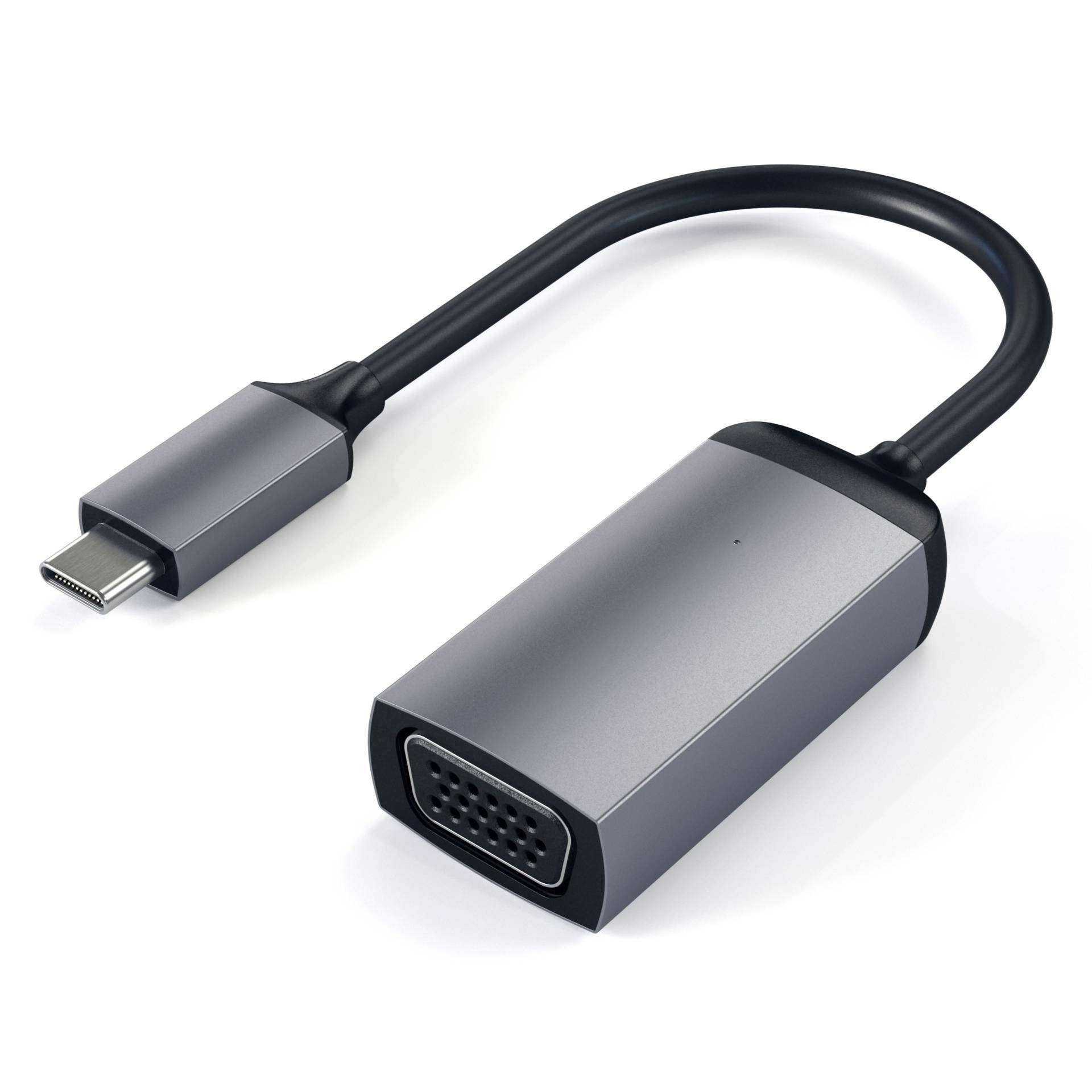 USB-C do VGA adapter s črnim kablom, srebrnim ohišjem in VGA ter USB-C priključkom, primeren za priklop monitorja.