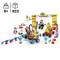 Lego komplet Mario Kart z motivi, vključno z vozili, progo in figurami, za otroke od 8 let naprej, 823 kosov.