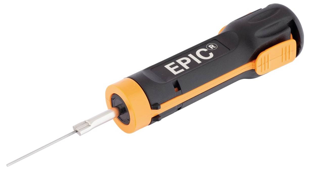 Oranžno-črno orodje z napisom 'EPIC', ki ima iglo na enem koncu. Zdi se, da je priročna naprava.