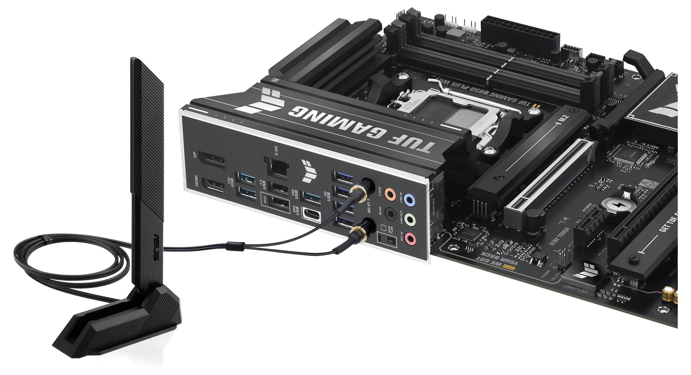 Matična plošča serije TUF Gaming z vgrajenim priključkom za WiFi anteno, multiple USB in avdio priključki.