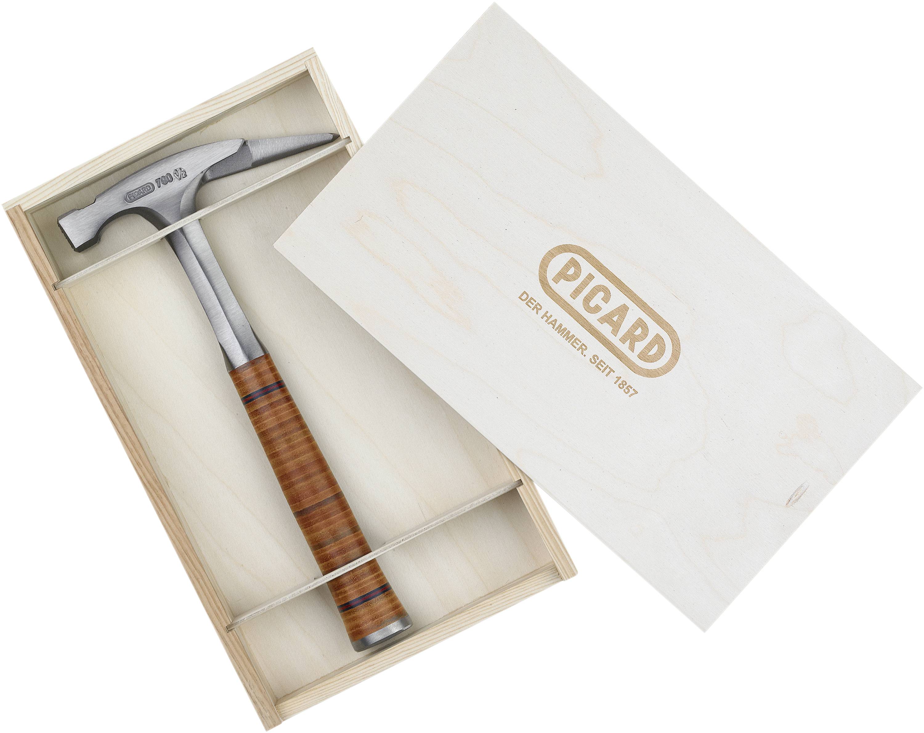 Kladivo z lesenim ročajem v leseni škatli, pakiran od znamke 'Picard', ki proizvaja kladiva že od leta 1857.