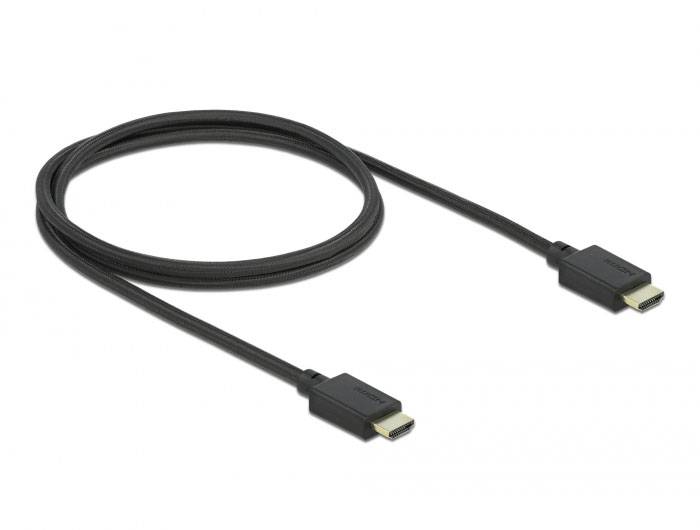 Črni HDMI-kabel z dvema priključkoma. Primeren za priklop avdio- in videonaprav.