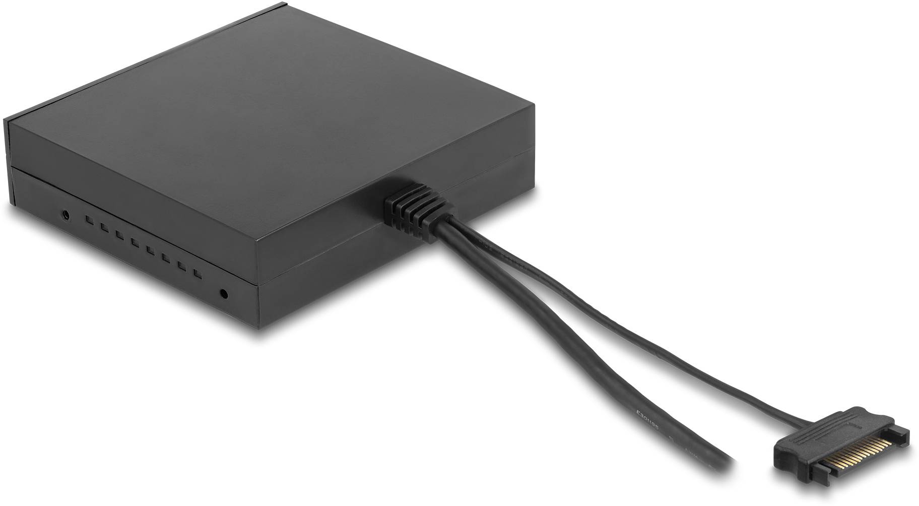 Zunanje ohišje za trdi disk v črni barvi z USB kablom in SATA priključkom.