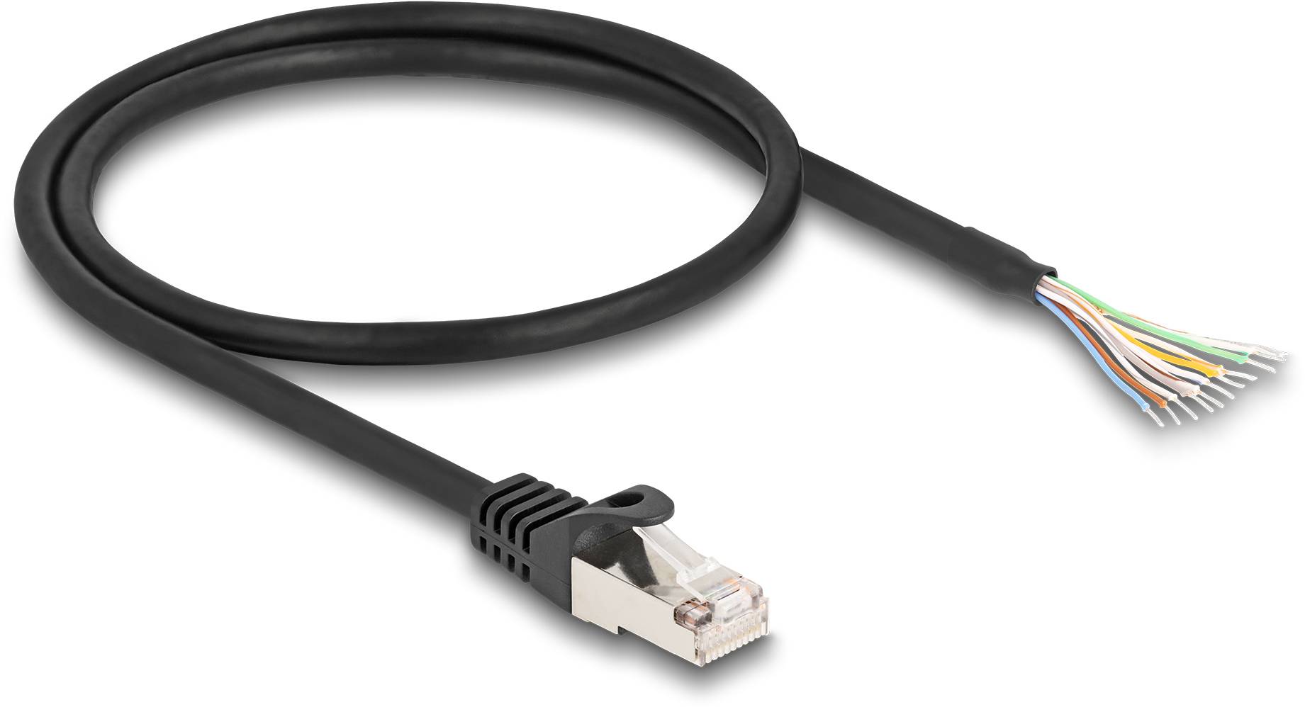 Črni omrežni kabel Ethernet z vtičem RJ45. En konec je razrezan in prikazuje barvno kodirane žile. Uporablja se za omrežne povezave.