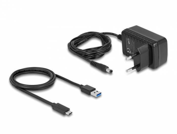 Napajalnik z dvema kabloma: USB-kabel in napajalni kabel z evropsko vtičnico. Primeren za elektronske naprave.