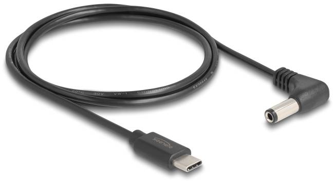 Črn USB-C polnilni kabel z lomljenim vtičem, primeren za napajanje naprav z ustrezno vtičnico.