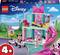 LEGO Disney komplet 'Minijina živalska bolnišnica' z Minnie Maus in Daisy Duck. Vsebuje 161 delov, rožnato fasado stavbe in igralno opremo. Od 4. leta naprej.