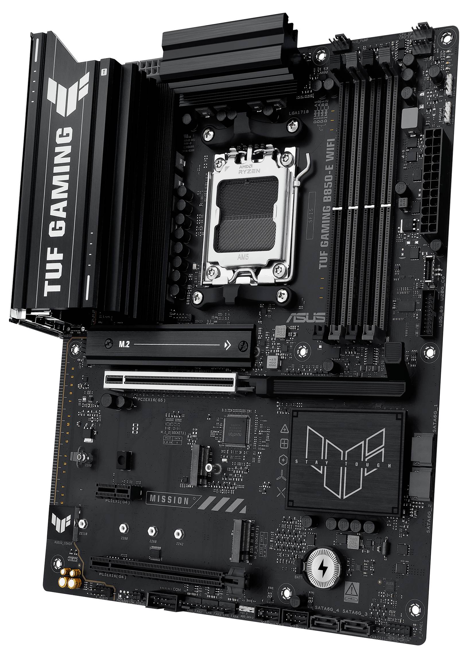Posnetek zaslona matične plošče ASUS TUF Gaming z režami PCIe, pomnilniškimi moduli RAM in vtičnico za procesor, primerne za gaming računalnike.