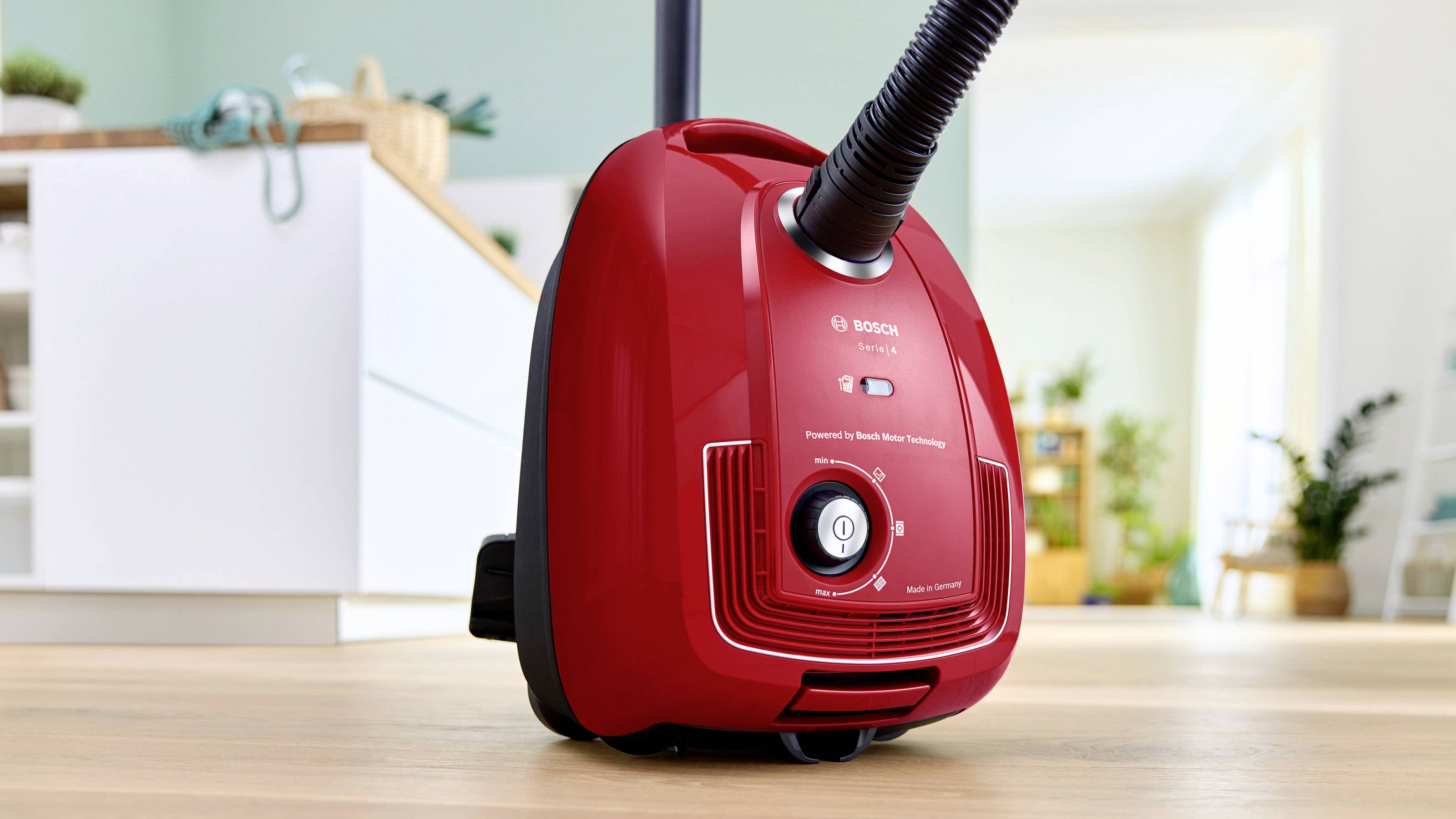 Bosch Staubsauger mit Beutel, Serie 4, rot sesalnik z vrečko-6