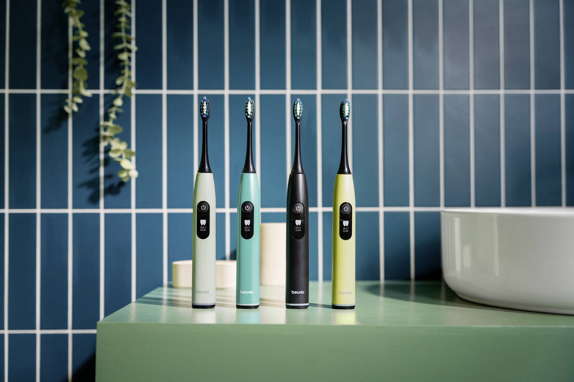 Beurer SC 50 midnight ink 10490 električna zobna ščetka črna-6